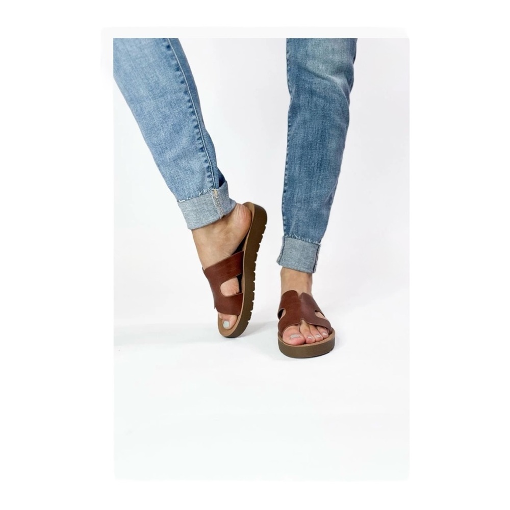 Corkys Hold Please Slide Sandal- Bourbon NIB - Picture 3 of 6